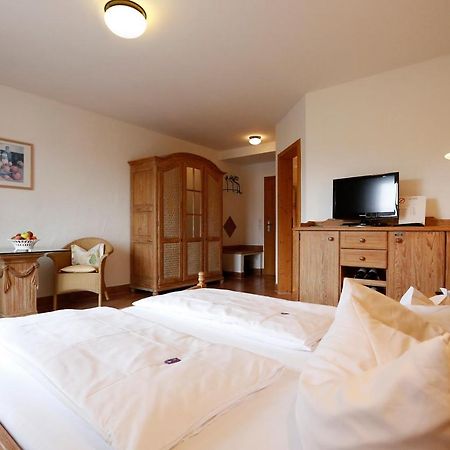 Das Landhotel Weingut Gernert Sankt Martin Extérieur photo